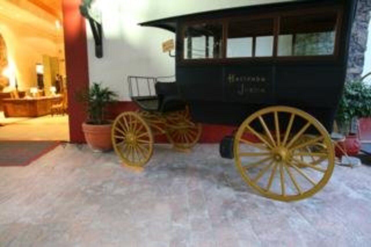 فندق هاسيندا جوريكا من بريساس كويريتارو المظهر الخارجي الصورة The first car of the Philippines, a 1904 Model A